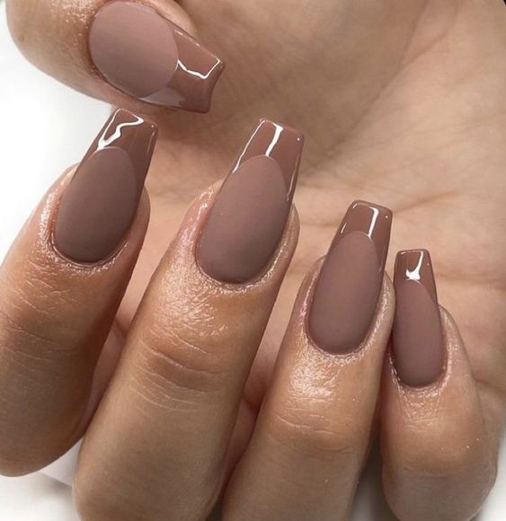 Short Ballerina Nails: Chic Elegance