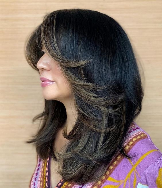 Layered Long Hair with Face-Framing Highlights: