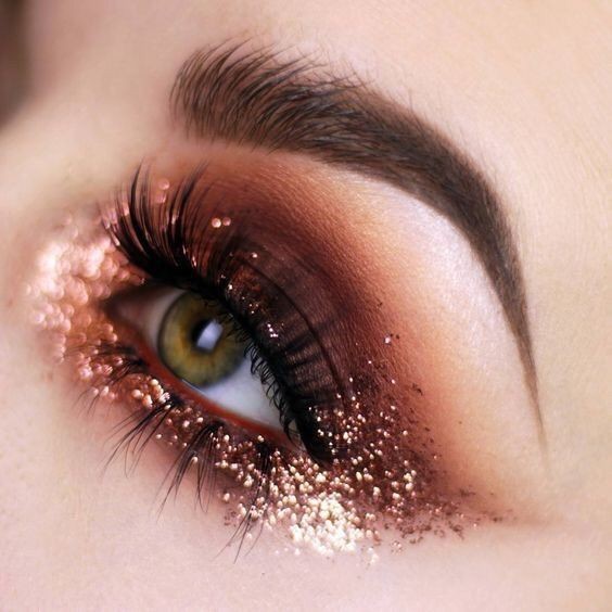 Brown Eyes Pop: Eye-Catching Beauty