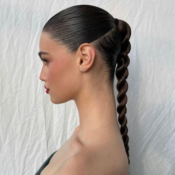 Braided Simplicity