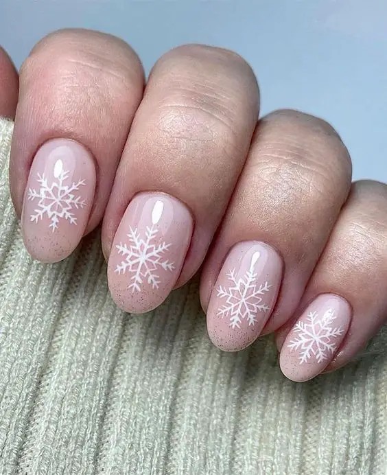 New Year Nail Trends: Staying Ahead