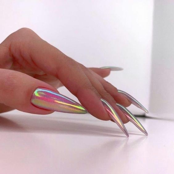 Gradient Chrome Nails: