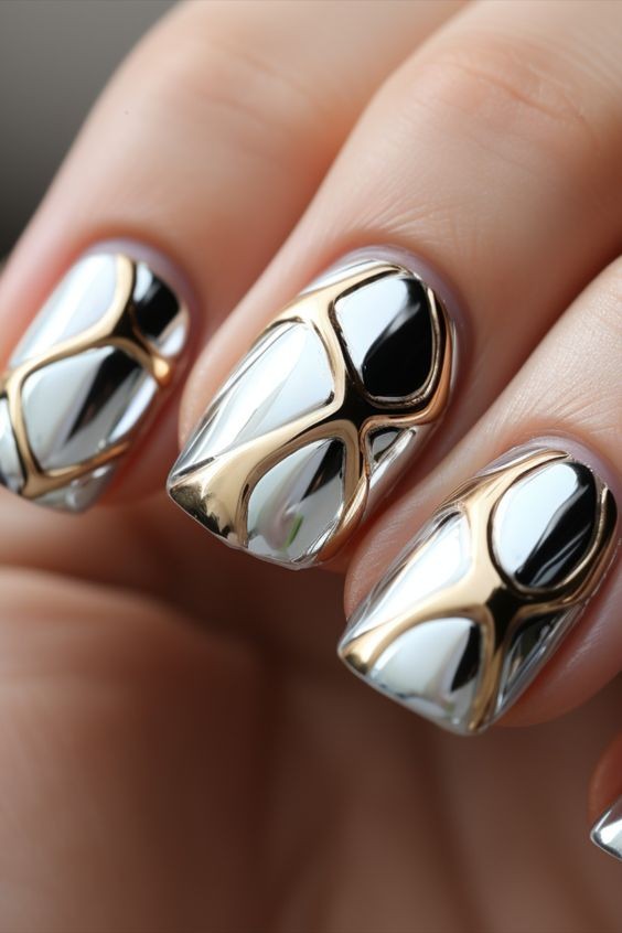 Abstract Silver Chrome Nail Art: