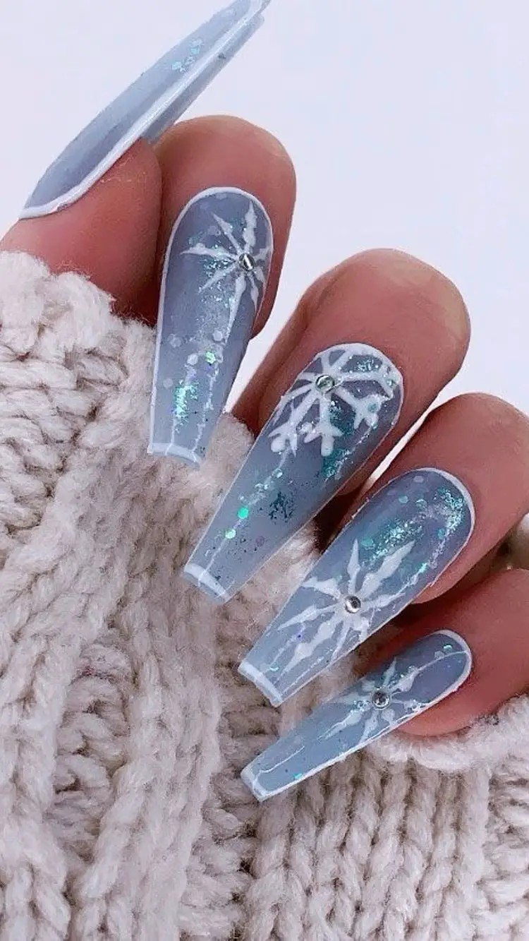 Crystal Snowflake Nail Art: