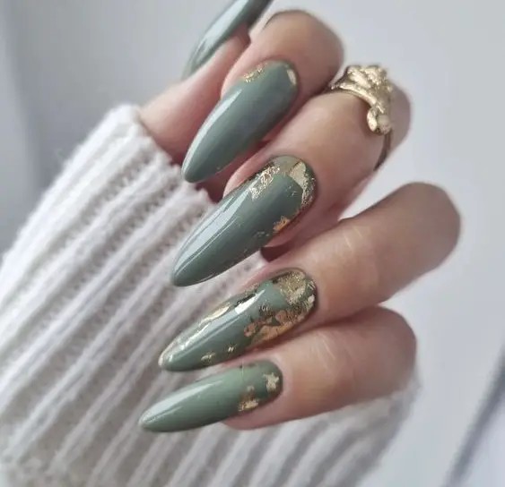 Sage Green and Gold: A Match Made in Heaven