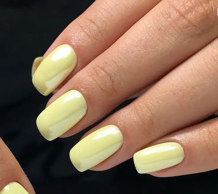 Pastel Yellow Gel Nails: