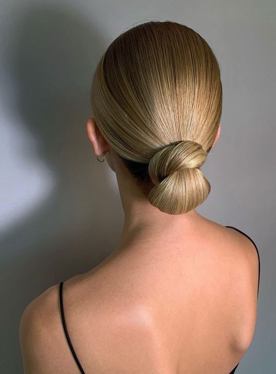 Sleek and Chic Bun for the Modern Woman