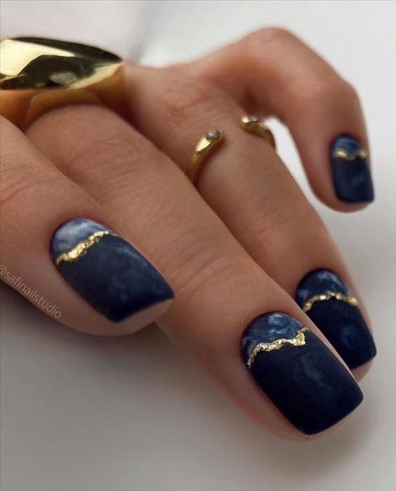 Textured Navy Blue Nails: