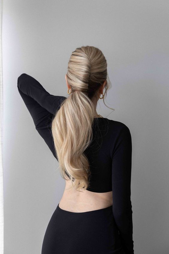 Twisted Ponytail Waves