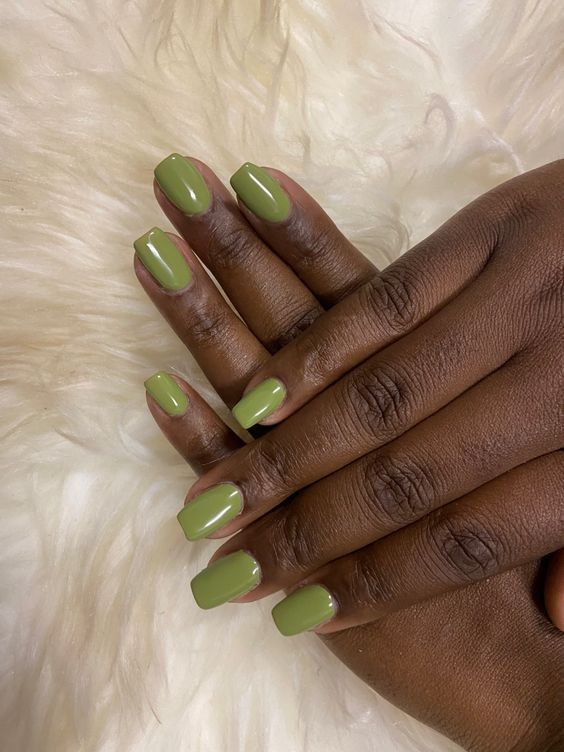 Muted Olive Short Acrylic Nails: