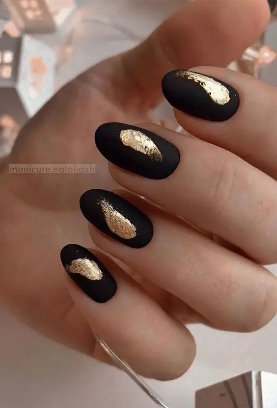 Matte Gold Chrome Nails: