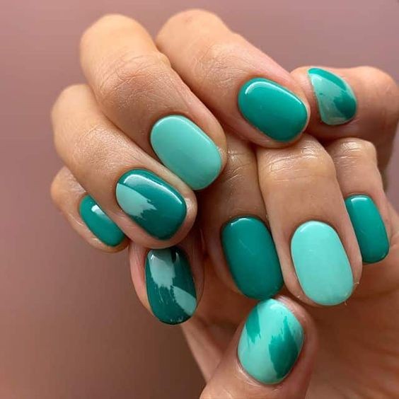 Monochromatic Nails: