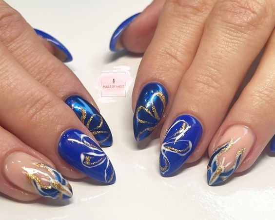 Blue Chrome Floral Nails: