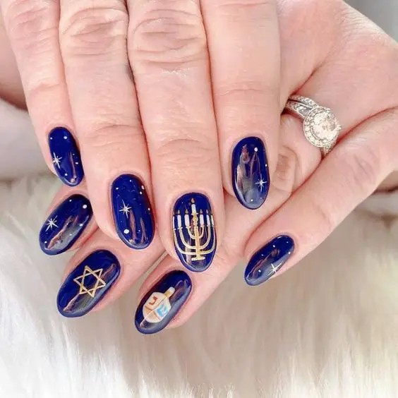 Hanukkah Nails