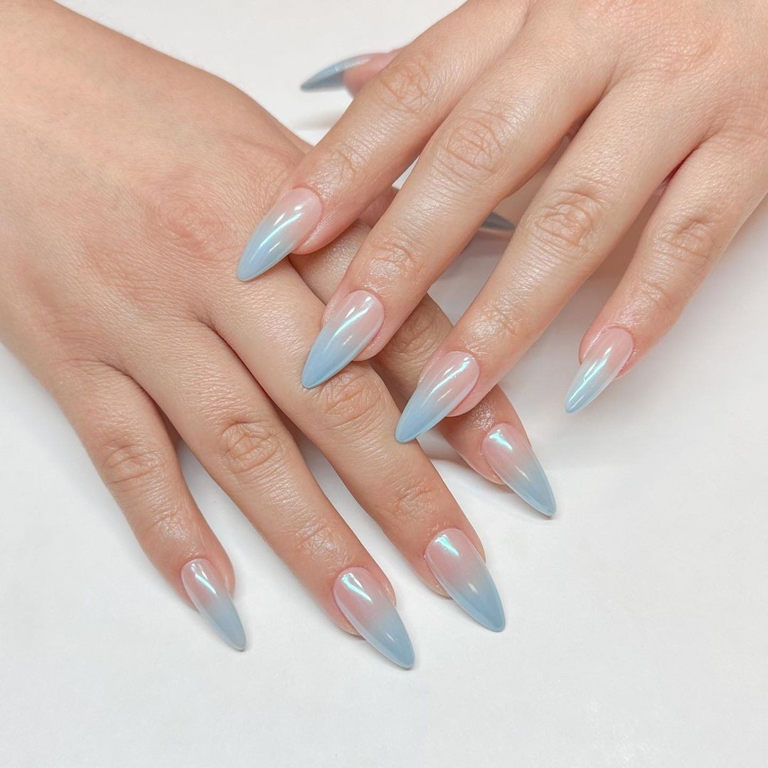 Modern French: Sky Blue Twist