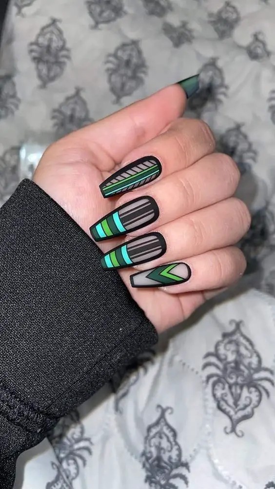 Dark Green Geometric Nails