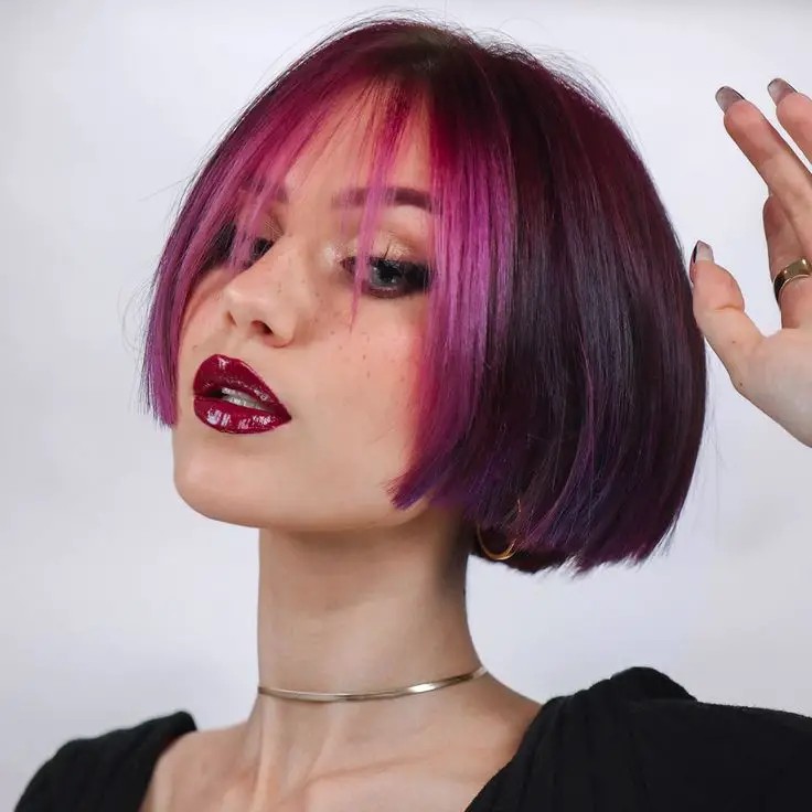 Vivid Violet Layers: Short Hair with Attitude