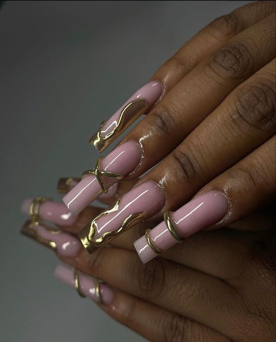 Elegant Square Acrylic Nails with 2024 Trends