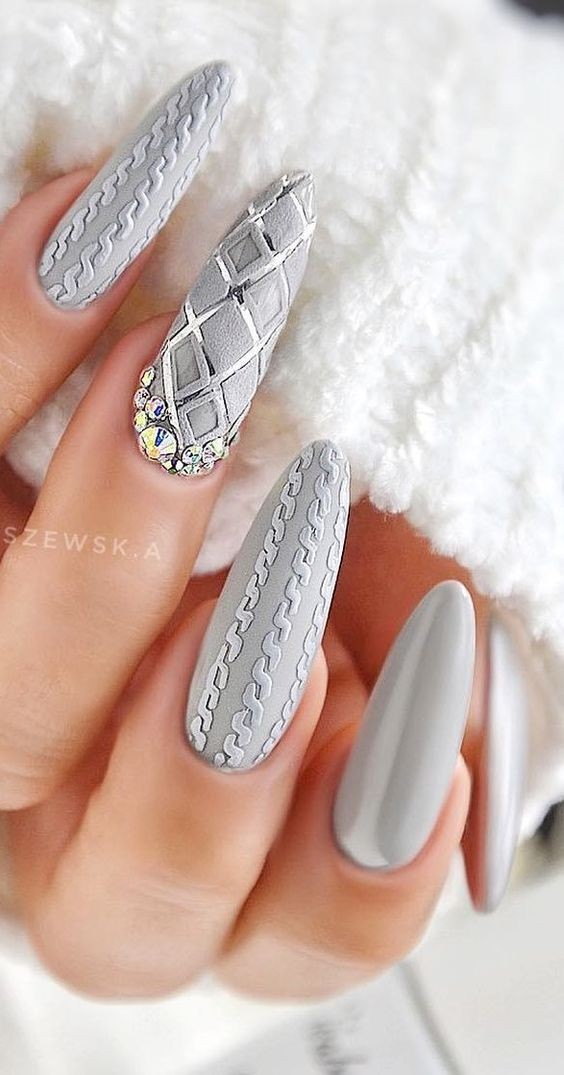 Icy Geometric Patterns