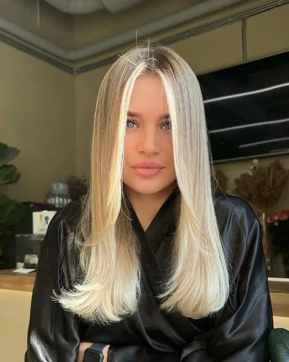 Classic Blonde with a Modern Twist