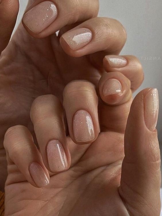 Champagne Gel Nails: