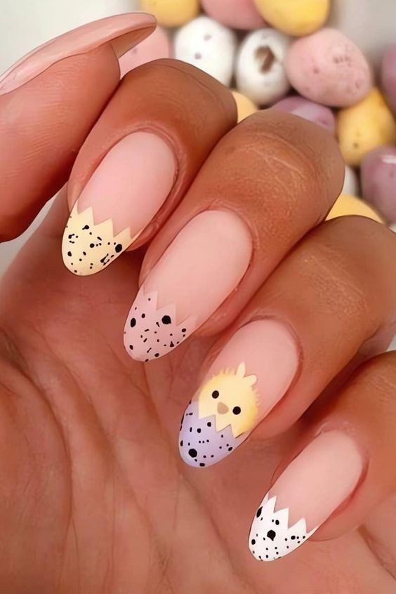 Chick and Egg Nail Art: