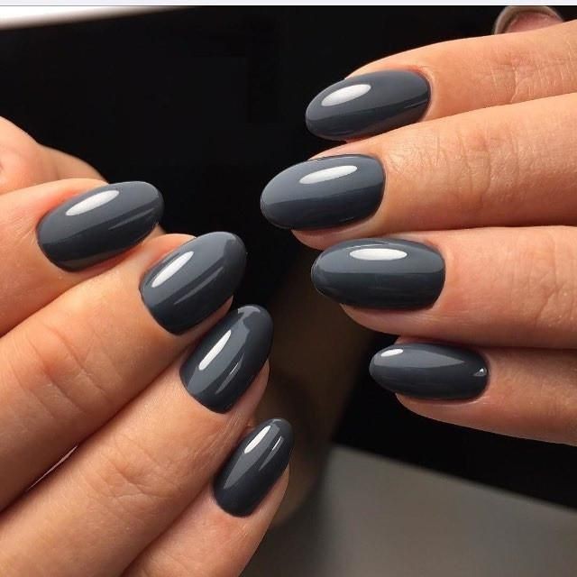 Slate Gray Nails: