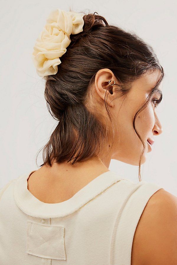 Flower-Powered Ponytail