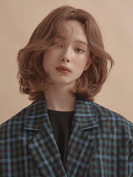 The Korean Wave: Mid-Length Chic