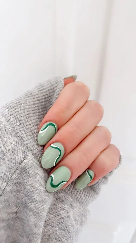 Small Round Nails in Green and White