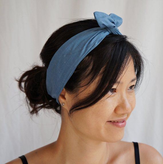 Textured Chin-Length Ponytail with Headband