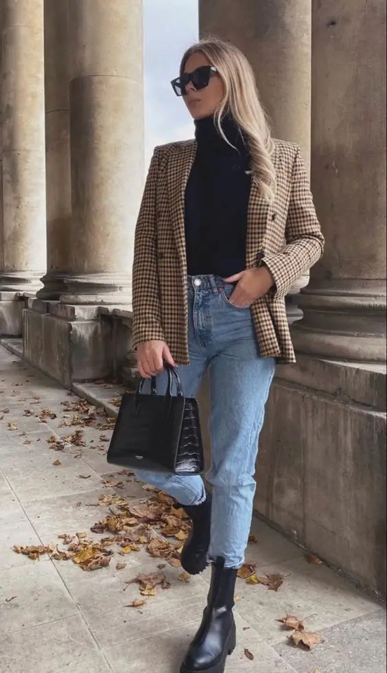 Plaid Blazer and Skinny Jeans