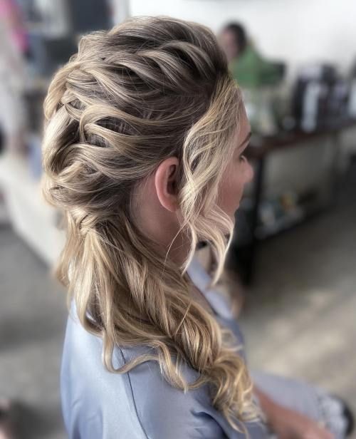 Twisted Side Ponytail