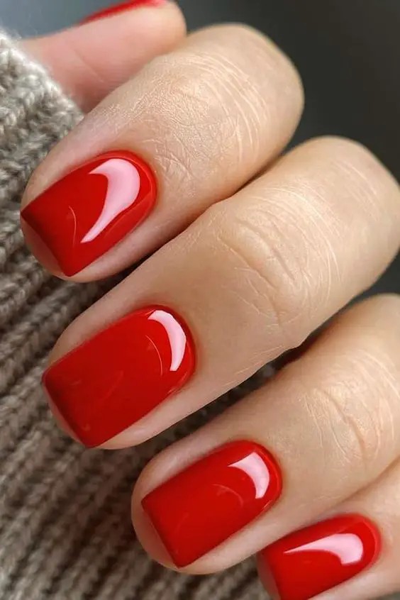 Classic Red Short Acrylic Nails: