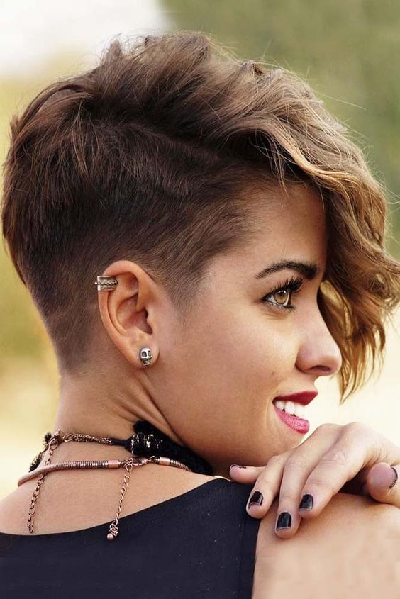 Mohawk-Inspired Undercut