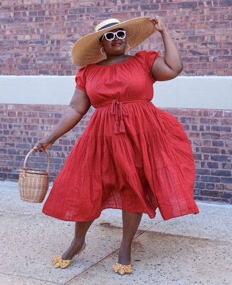 Flowy Sundress with Wide-Brim Hat