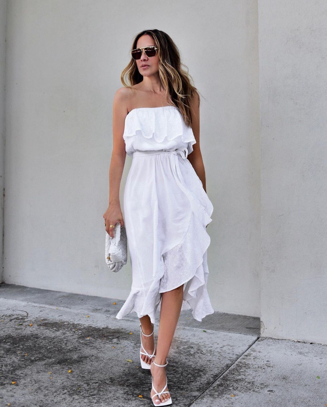 Summer Whites: Effortless Elegance