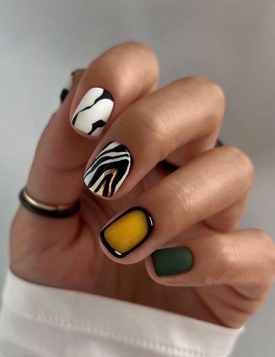 Abstract Artistry: A Canvas on Your Nails