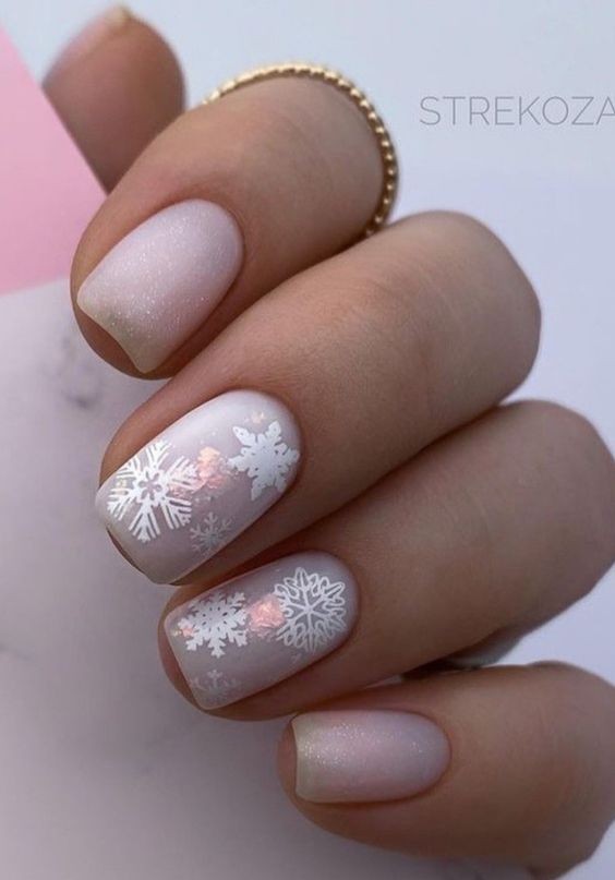 Snowfall Nail Art