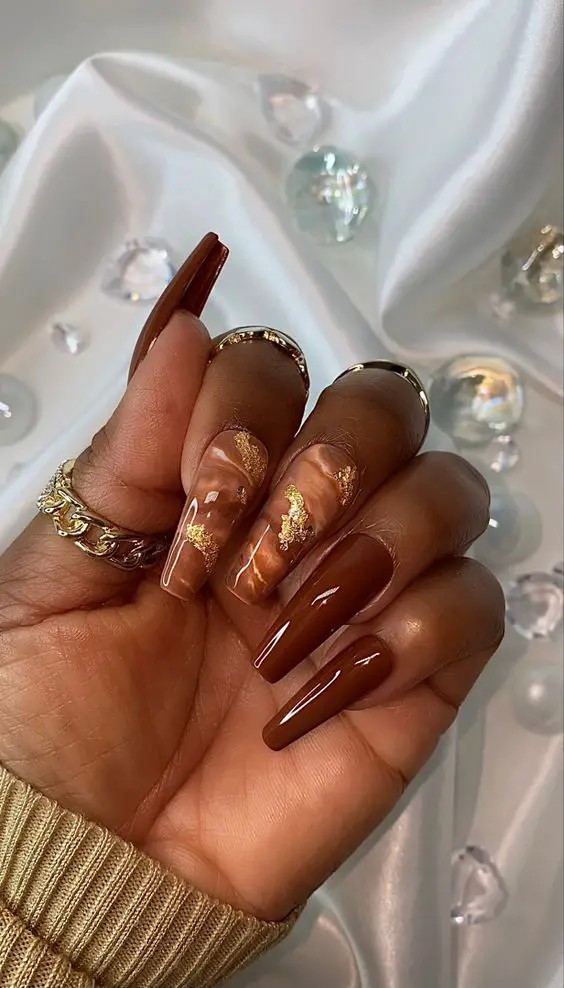 Brown Marble Nails: