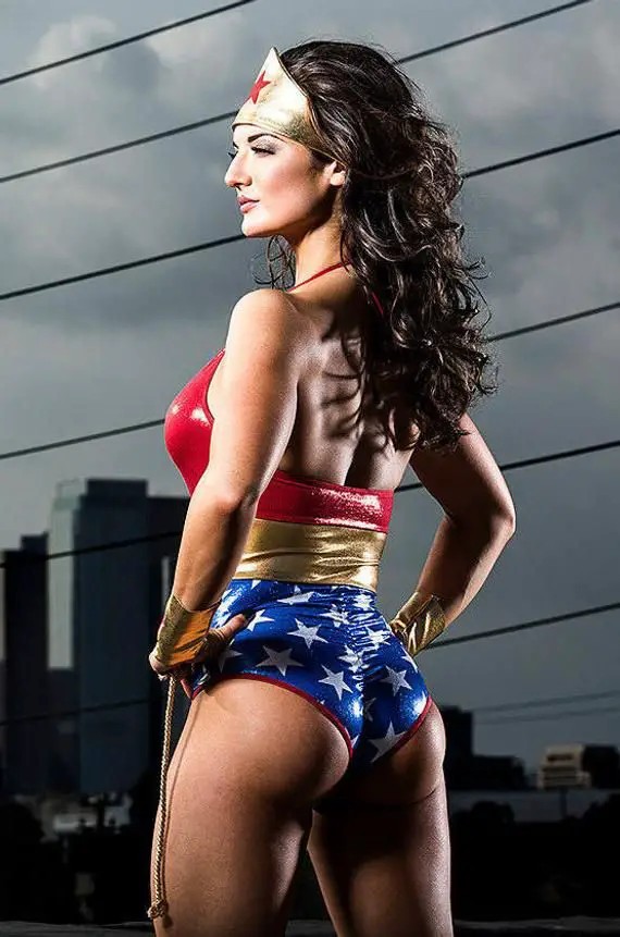 Superheroine: