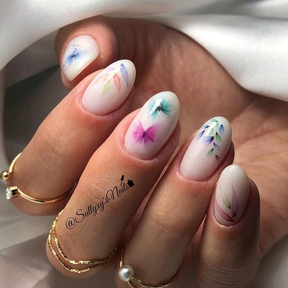 Delicate Floral White Nails: