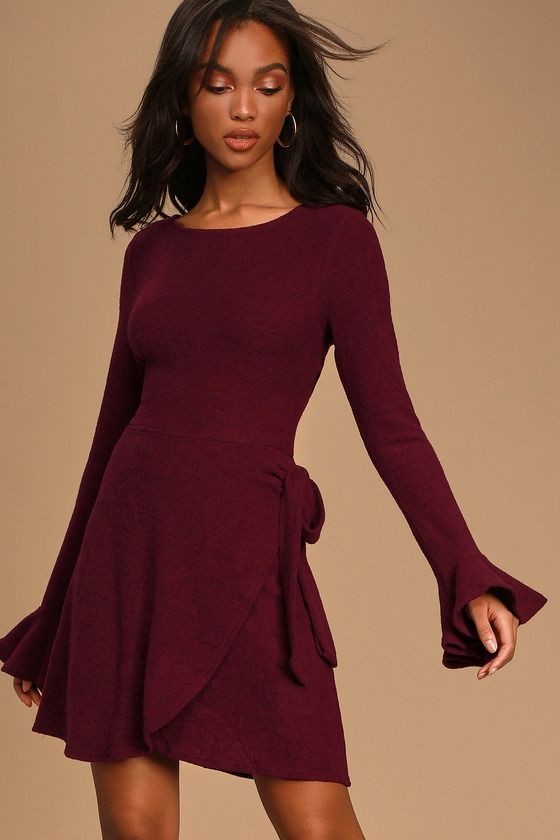 Autumn Radiance: The Captivating Burgundy Skater Dress