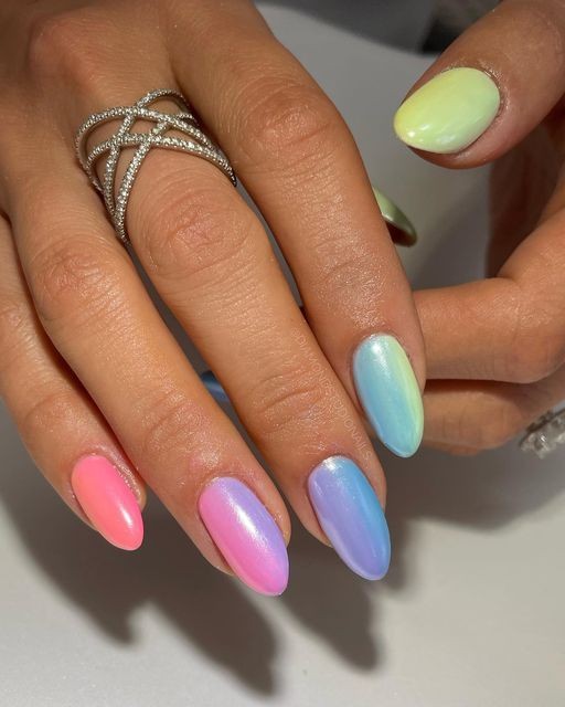 Pastel Gradient Chrome Nails: