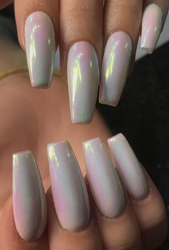 Iridescent Pearl White: