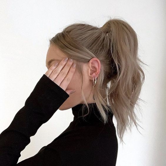 Twisted Short Ponytail: