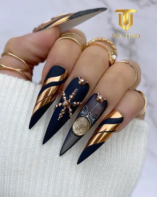 Stiletto New Year’s Nail Designs for a Bold Statement