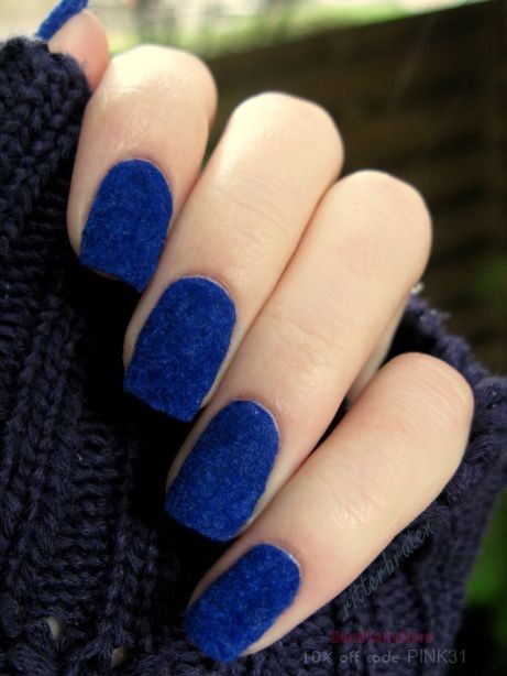 Velvet Blue Nails: