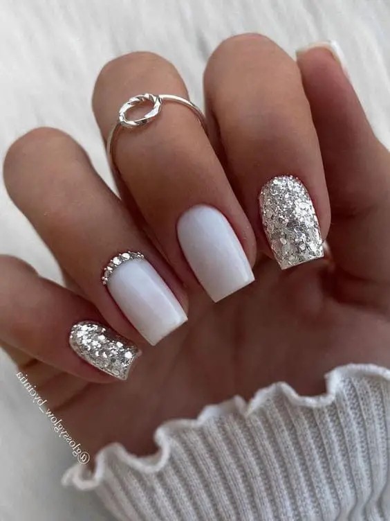 White and Silver Glitter Nails: