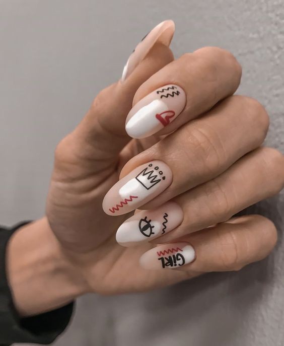 Storytelling on Nails: The Narrative Set